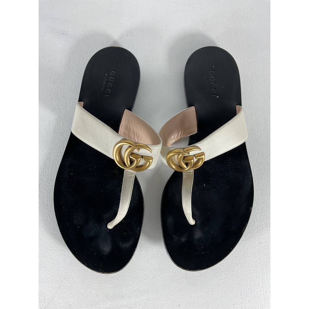 Gucci 'Marmont' Black Leather Thong Sandals Size 7 - Picture 5 of 12